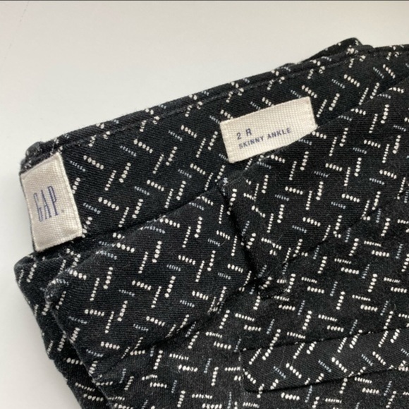 Gap • Black White Pattern Skinny Ankle Trousers - Picture 4 of 4